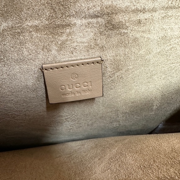 💎✨Authentic 💎GG Supreme Canvas Embroidered Sequin Medium 💎Sold - Picture 12 of 15